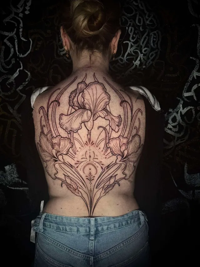 Ornamentele rugtattoo in opbouw door Gerardo